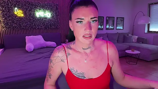 LizaRoxx online show from July 8, 5:06 pm