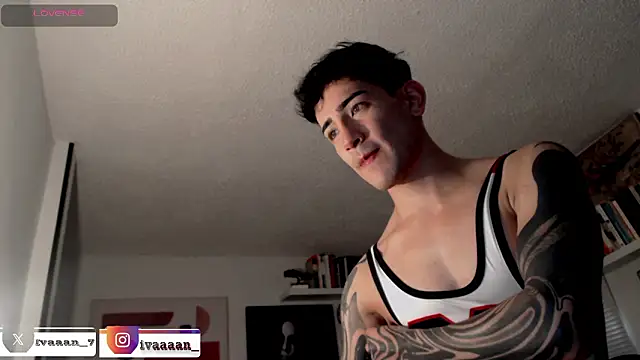 ivaaaan  online show from March 2, 9:21 pm