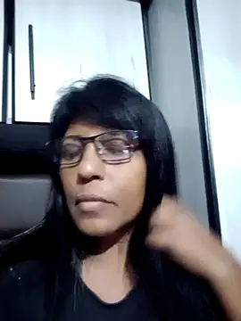 Snapshot of MsAttitude chatting on December 13, 6:16 pm MsAttitude online show from December 13, 6:16 pm