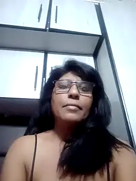 Snapshot of MsAttitude chatting on December 31, 8:12 pm MsAttitude online show from December 31, 8:12 pm