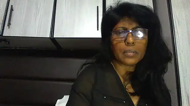 Snapshot of MsAttitude chatting on January 13, 7:00 am MsAttitude online show from January 13, 7:00 am