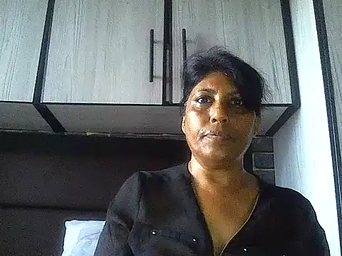Snapshot of MsAttitude chatting on January 22, 6:52 am MsAttitude online show from January 22, 6:52 am