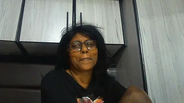 Snapshot of MsAttitude chatting on March 2, 9:31 am MsAttitude online show from March 2, 9:31 am