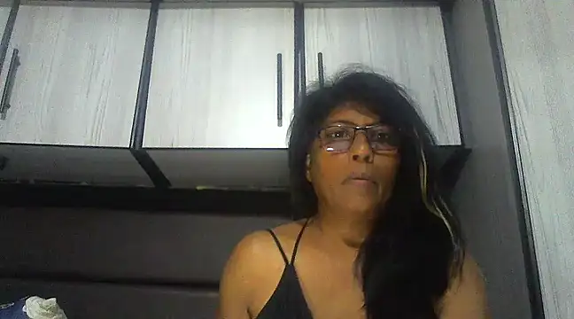 Snapshot of MsAttitude chatting on March 18, 4:37 pm MsAttitude online show from March 18, 4:37 pm