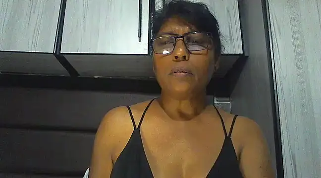 Snapshot of MsAttitude chatting on March 21, 6:29 pm MsAttitude online show from March 21, 6:29 pm