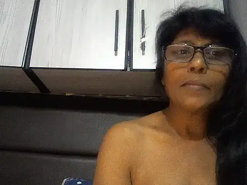 MsAttitude online show from November 20, 8:25 am