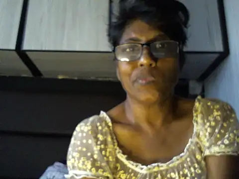 MsAttitude online show from April 14, 8:09 am