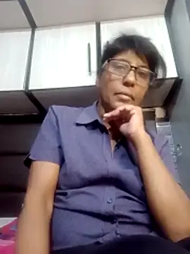 MsAttitude online show from May 23, 5:06 pm
