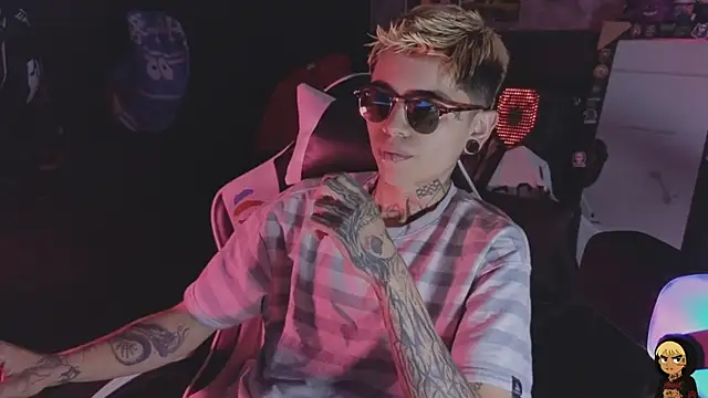 AcidMilo online show from June 5, 7:19 pm