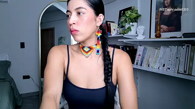 Nikol-JE online show from April 7, 8:20 pm