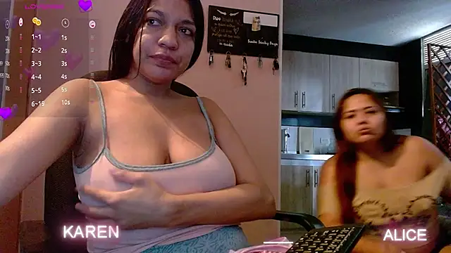 Snapshot of Karen_sex92 chatting on February 2, 12:59 pm Karen sex92 online show from February 2, 12:59 pm