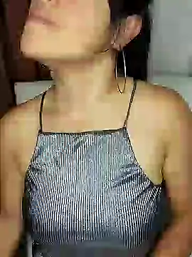 zhayra rose online show from March 1, 6:57 am