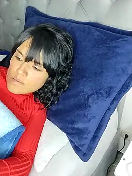 zhayra rose online show from March 16, 6:31 am