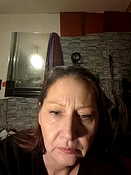 dominatrixredsonyja online show from December 8, 7:43 pm