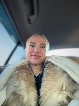 pinkstar  online show from December 1, 4:50 am