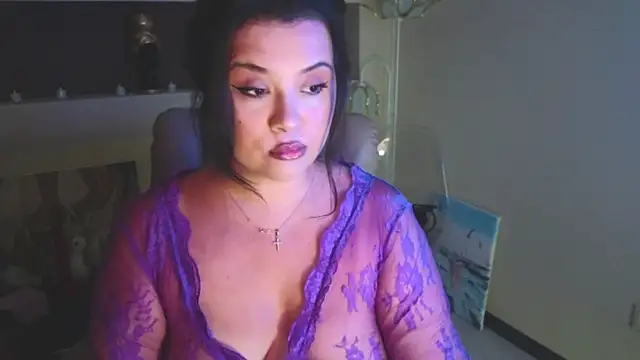 Snapshot of Malika_uAngel chatting on June 13, 10:18 pm Malika uAngel online show from June 13, 10:18 pm