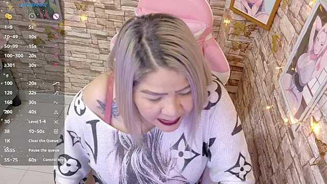 Dalessa Bigtits online show from February 25, 3:27 am