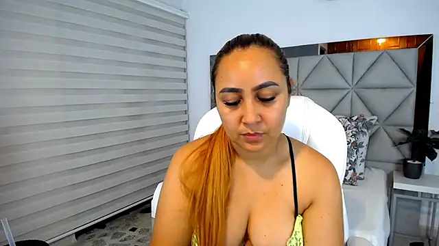 nana levy online show from January 11, 4:16 am