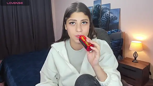 MaryMayson online show from January 10, 7:32 pm