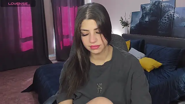 MaryMayson online show from March 13, 8:10 am