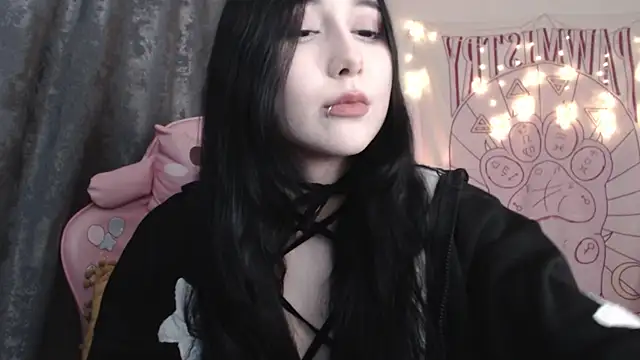 Holy420lolii online show from December 24, 5:44 pm