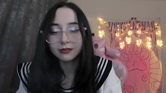 Holy420lolii online show from March 13, 5:39 pm