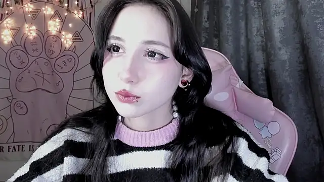 Holy420lolii online show from October 11, 7:12 pm