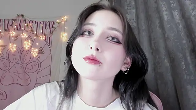 Holy420lolii online show from October 25, 6:35 pm