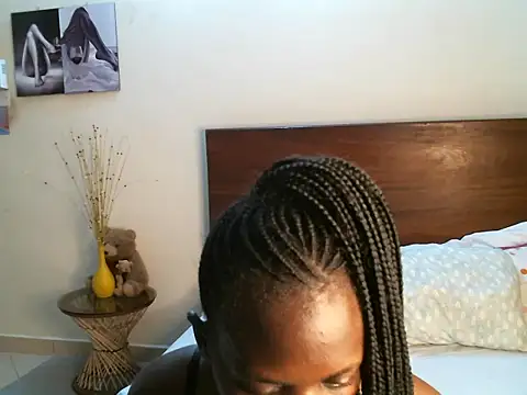 Snapshot of pay_tience chatting on April 20, 1:19 am pay tience online show from April 20, 1:19 am