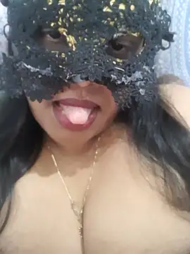 Snapshot of chubby_wife chatting on March 27, 5:02 am chubby wife online show from March 27, 5:02 am