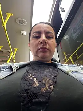 Abril Luv online show from November 22, 12:20 am