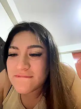 LuceroRm online show from October 25, 6:21 am