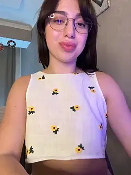 Snapshot of Tasty_Nora chatting on February 4, 7:51 am Tasty Nora online show from February 4, 7:51 am