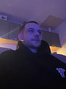 Z1uk online show from February 5, 1:21 am