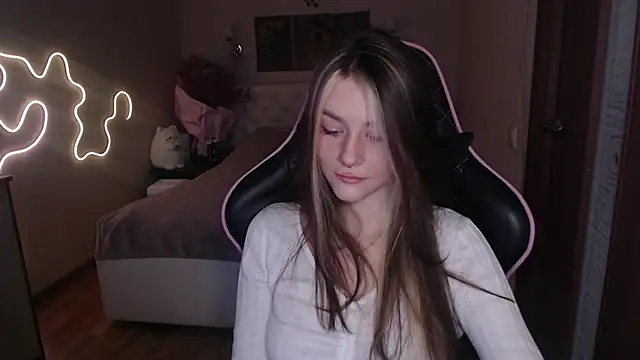 Snapshot of jeann_elsaa chatting on February 2, 9:08 am jeann elsaa online show from February 2, 9:08 am