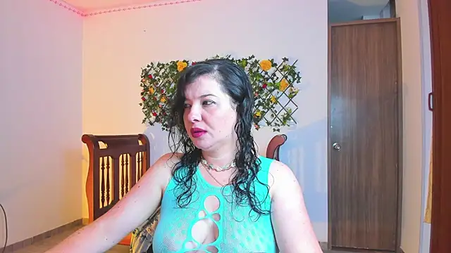 yuya ss online show from February 15, 2:25 pm