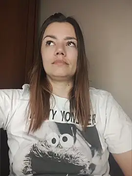 KrissSexi online show from April 7, 4:57 am