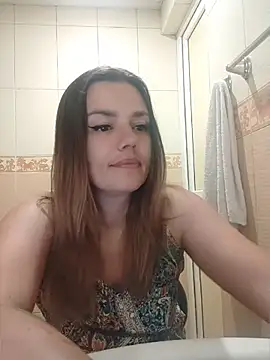 Snapshot of KrissSexi chatting on July 16, 9:32 pm KrissSexi online show from July 16, 9:32 pm