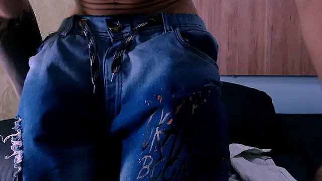 AlbertBernal69 online show from February 3, 6:34 am