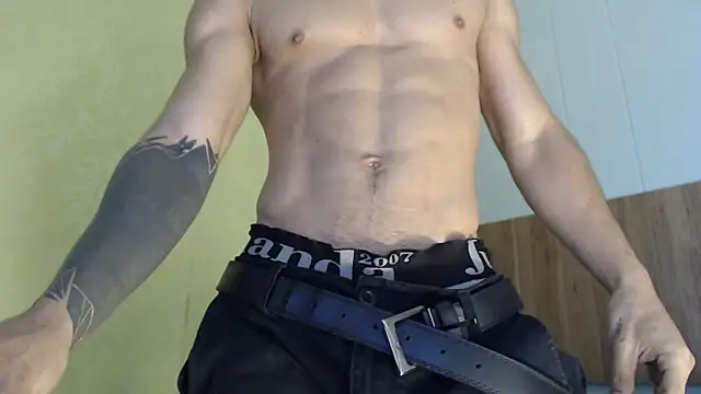 AlbertBernal69 online show from March 21, 9:45 am