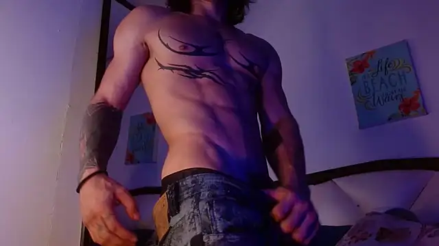 AlbertBernal69 online show from September 15, 3:39 am