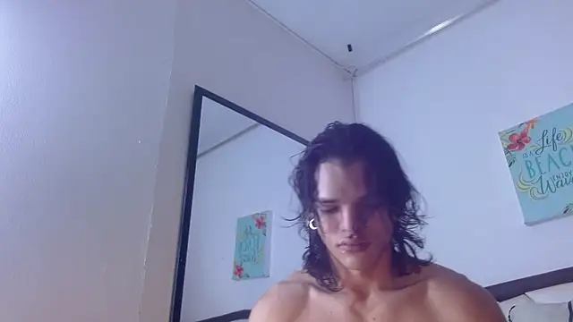 AlbertBernal69 online show from October 3, 3:47 am