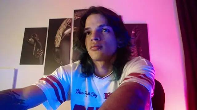 AlbertBernal69 online show from November 14, 3:49 am