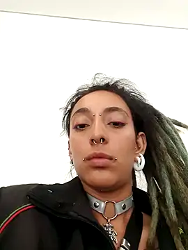 Snapshot of ORIANNA_BODMOD chatting on February 6, 1:21 pm ORIANNA BODMOD online show from February 6, 1:21 pm