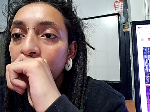 Snapshot of ORIANNA_BODMOD chatting on October 30, 11:16 pm ORIANNA BODMOD online show from October 30, 11:16 pm