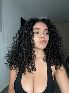 Mariecurl online show from May 20, 11:11 pm