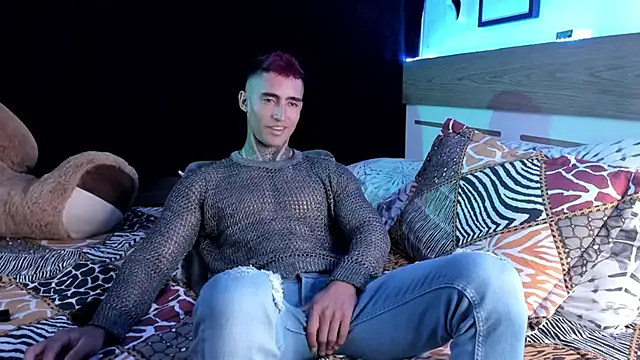 Snapshot of Mark_Kamper chatting on December 14, 11:56 pm Mark Kamper online show from December 14, 11:56 pm