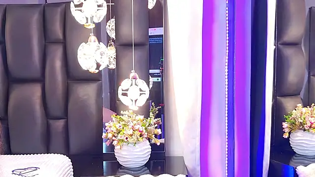 NathaxaLeans online show from February 4, 11:27 am