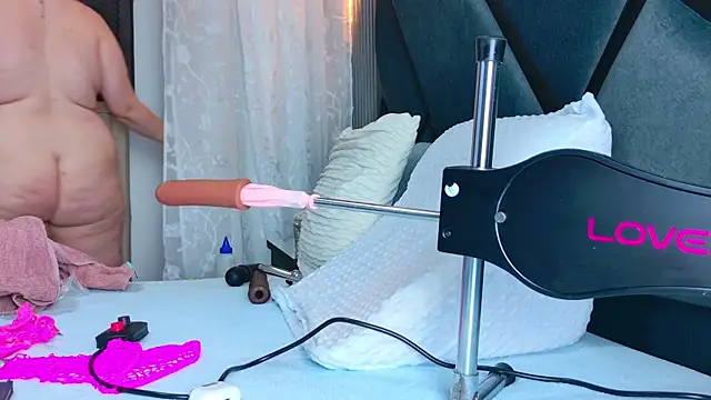 NathaxaLeans online show from October 11, 11:42 am