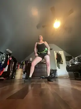 SummerBlueMoon online show from March 4, 10:16 pm